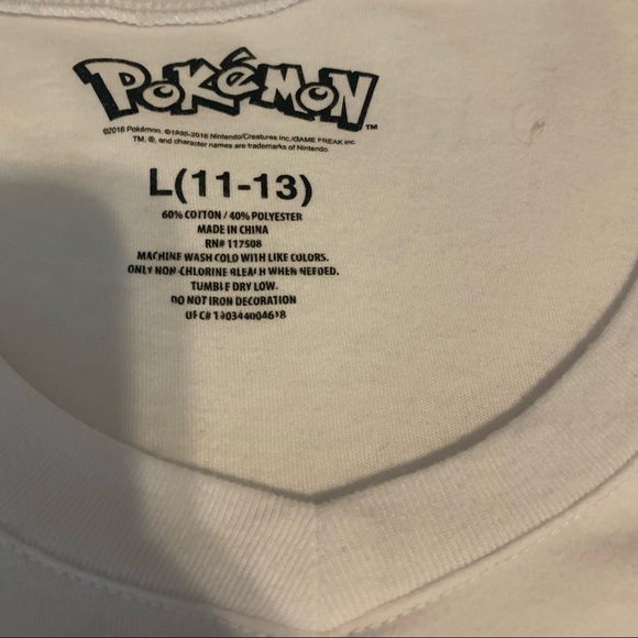 Pokémon white tee shirt with Pokémon graphic - Picture 4 of 4
